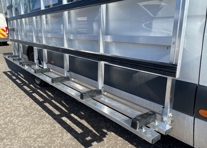(image for) Daily (14-on) 4100 - Aluminium Glass Rack (LxH) 4400 x 2500