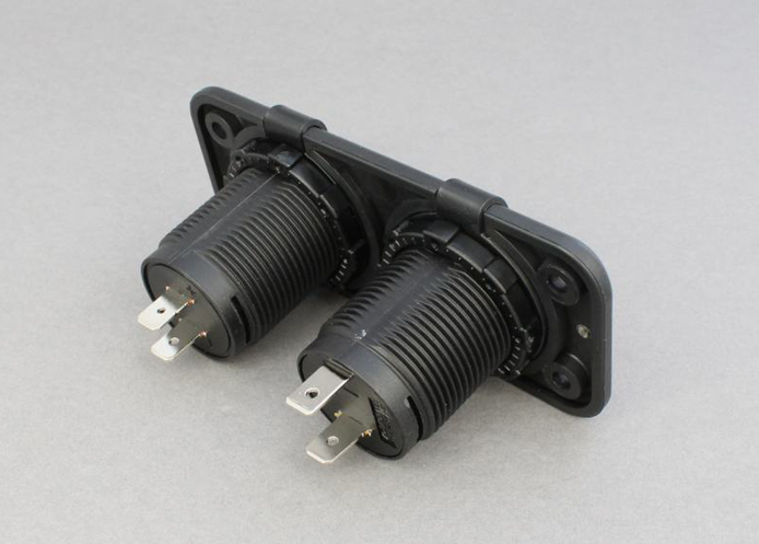 (image for) 12V/24V Dual Recessed Power Socket Twin USB (5V 2.1A) & Cigar