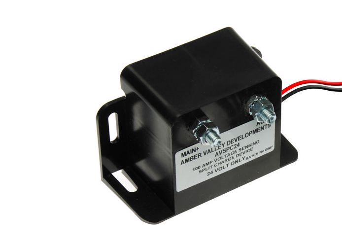(image for) Charge Guard 12V - 200A battery protector with fly leads
