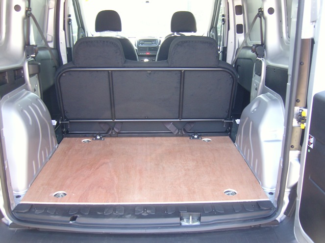 (image for) Tilt & Fold Deluxe Seat, 3 Headrests, 2 x lap and diagonal belts