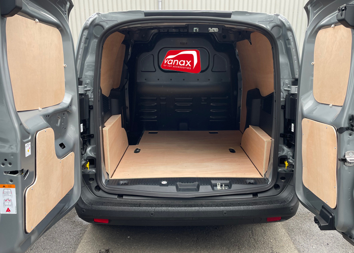 (image for) Transit Courier 2024-on - 1 side load door