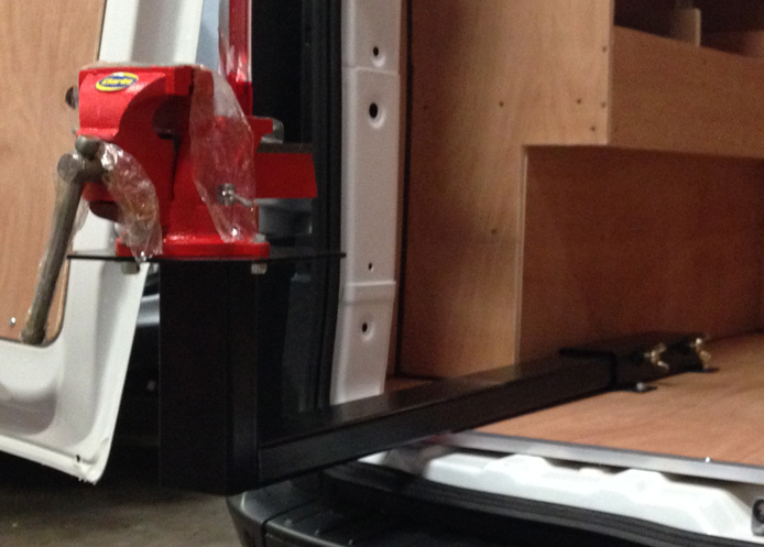 (image for) Sliding vice holder - raised height