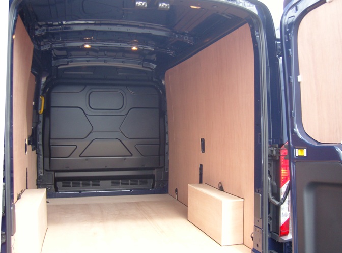 (image for) L2 - Base/Leader model - Full Ply Lining inc. floor & w/boxes